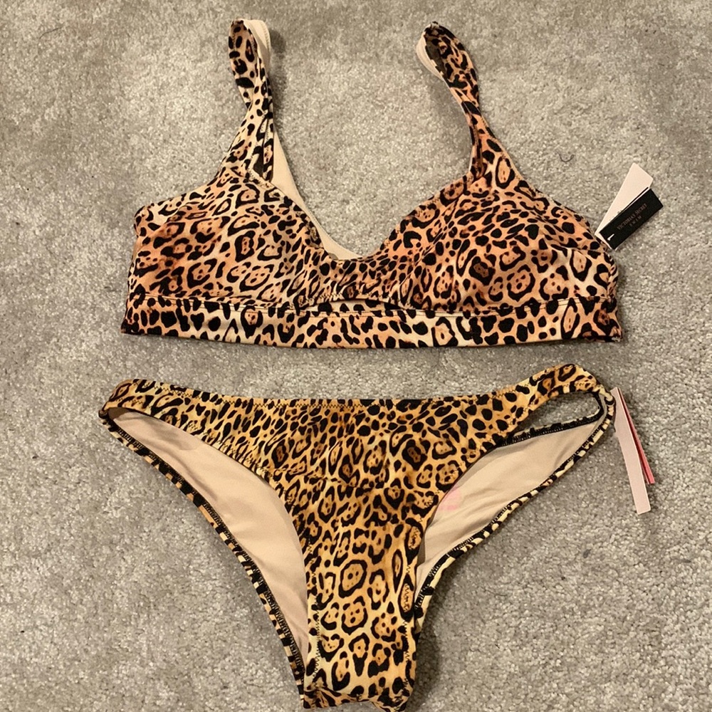 Victoria Secret Swimwear - cheetah set